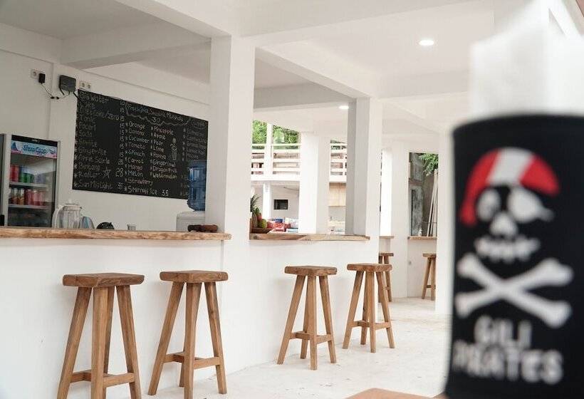 ユースホステル Gili Pirates Dive & Bnb