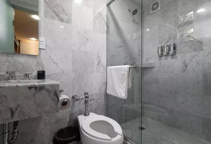 هتل Capital O Df Inn