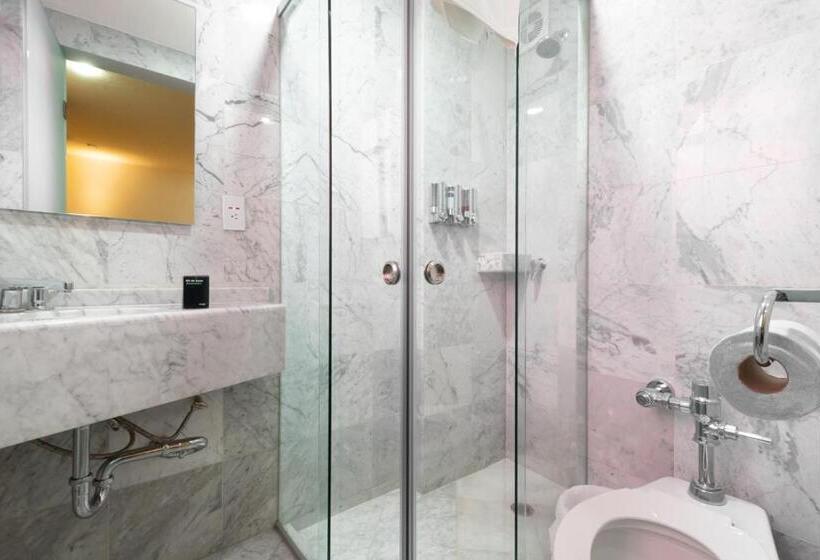 Отель Capital O Df Inn