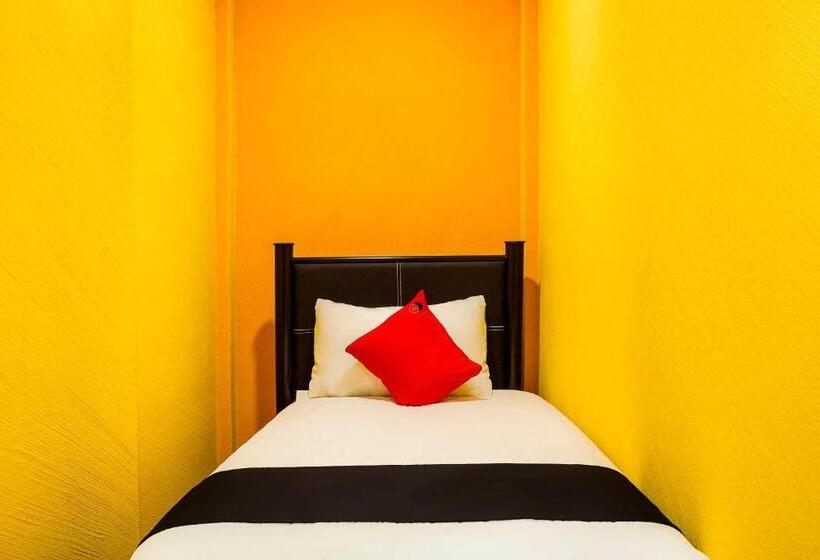 Отель Capital O Df Inn