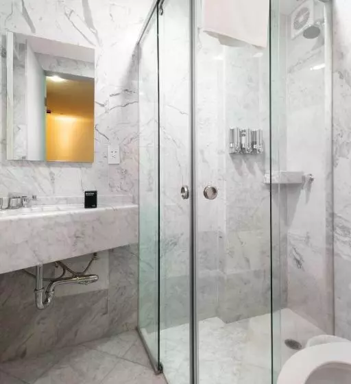 هتل Capital O Df Inn