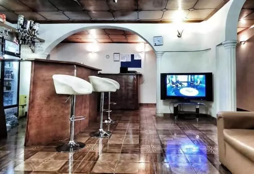 تختخواب و صبحانه Ishmajoso Lodge