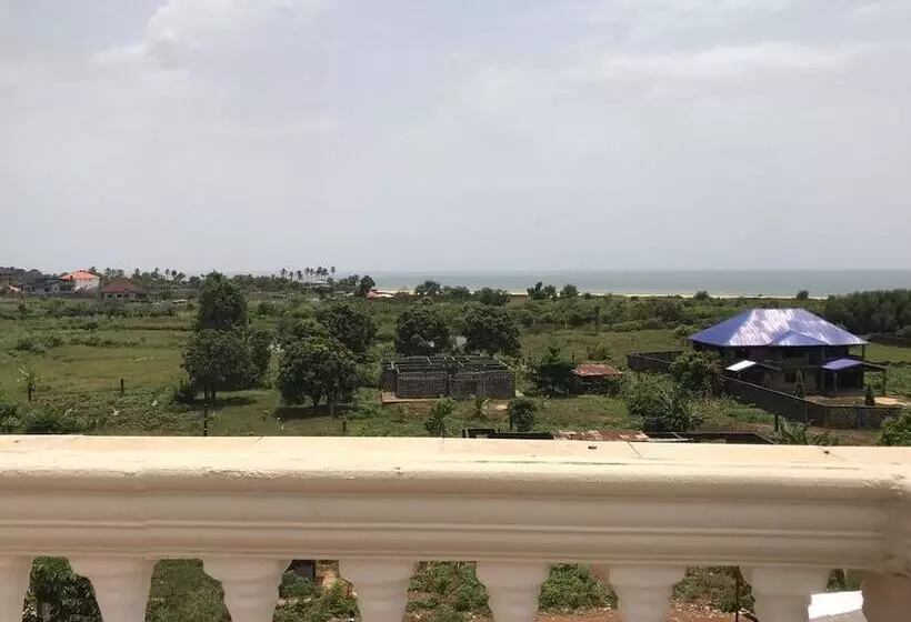 تختخواب و صبحانه Ishmajoso Lodge