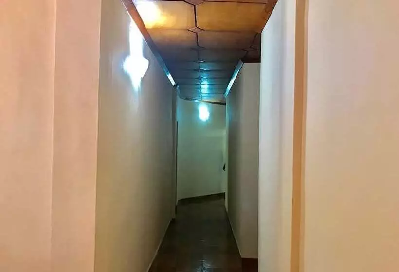 تختخواب و صبحانه Ishmajoso Lodge