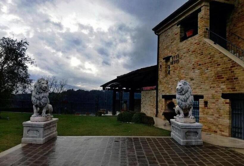 Bed and Breakfast La Tana Dei Leoni