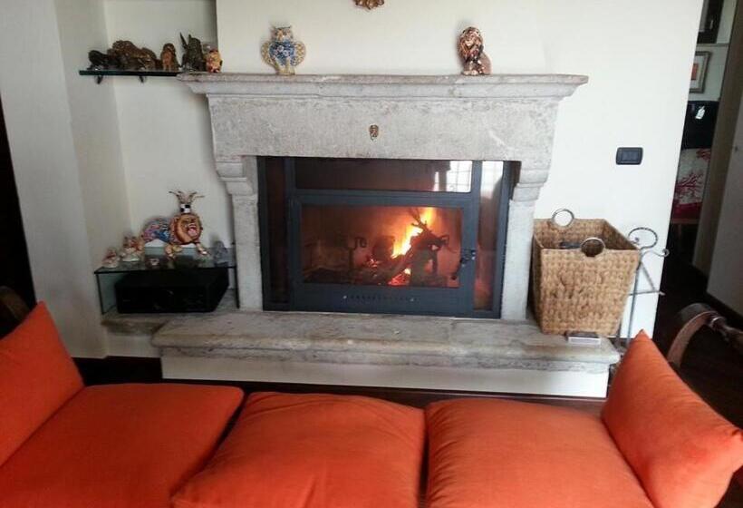 Bed and Breakfast La Tana Dei Leoni