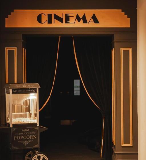 هتل The Venue Serviced Apartments