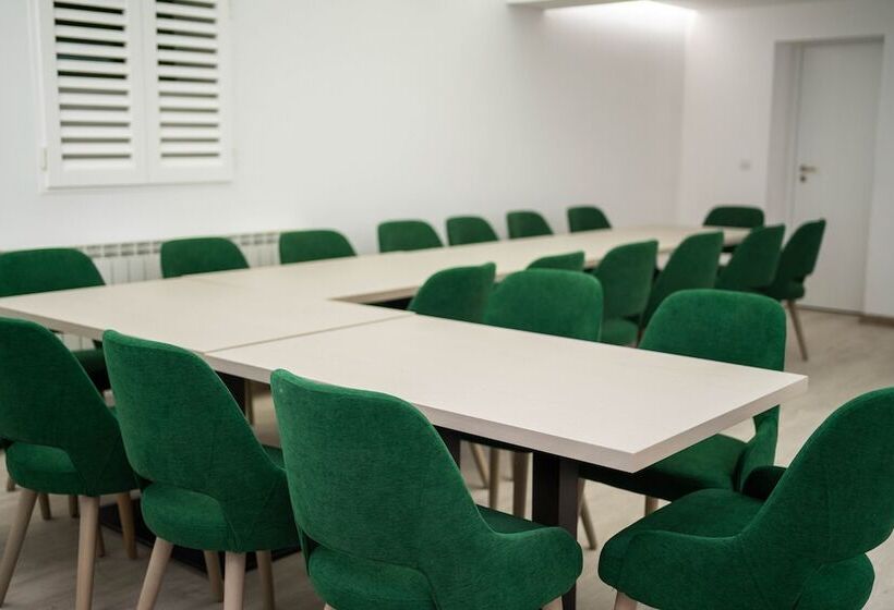 ホテル Thr Center