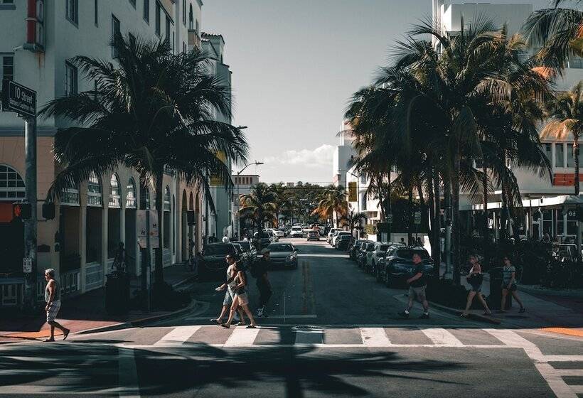 호텔 Trouvail Miami Beach