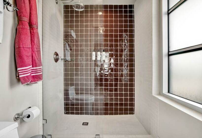 호텔 Trouvail Miami Beach