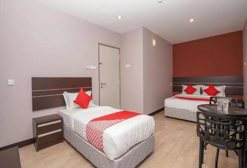 Oyo 1043 Get Inn Hotel Sendayan