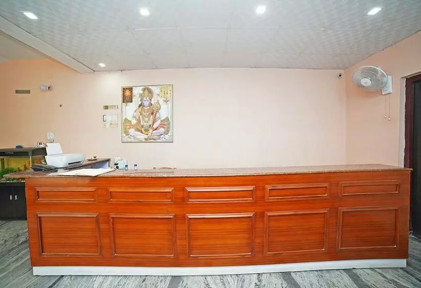 Oyo 30480 Hotel Mohan Palace