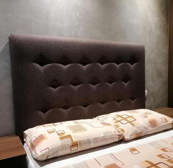 Prenoćište Day Holiday