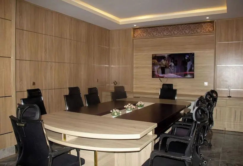 Ceedapeg Hotels