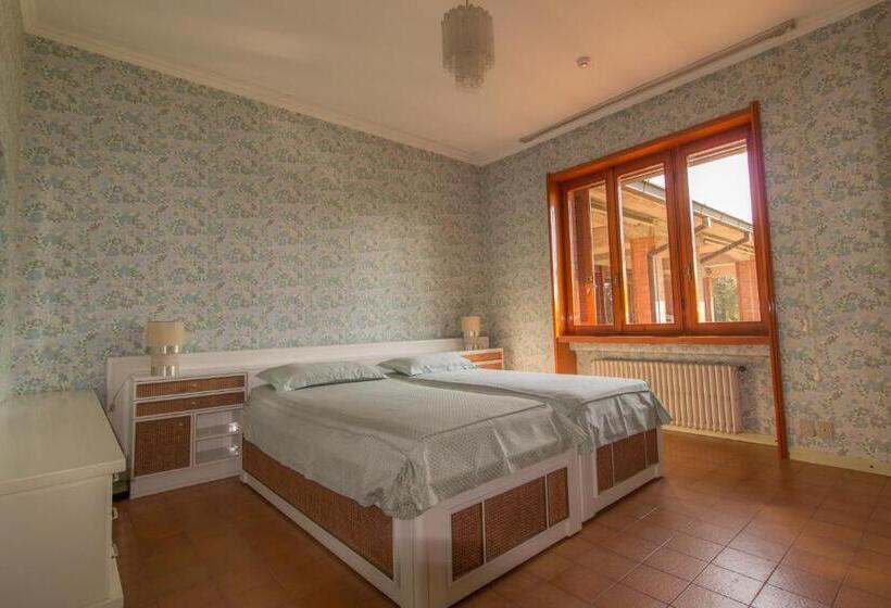 هتل Agriturismo I Quercioli