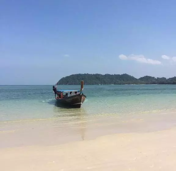 Phayam Cottage Resort