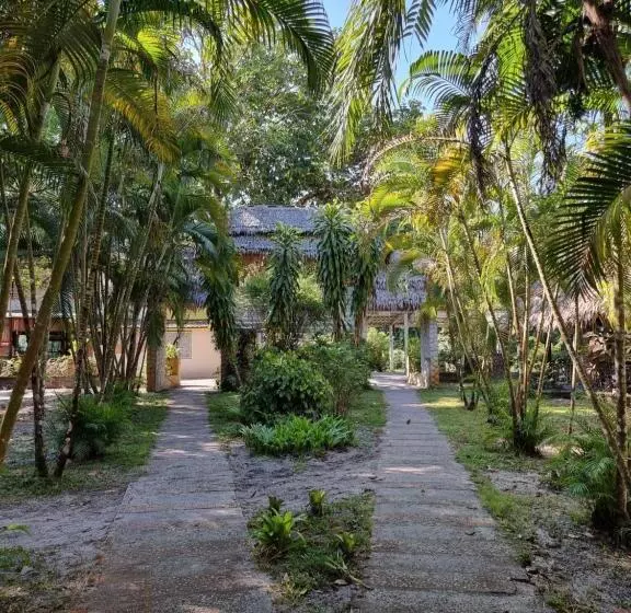 Phayam Cottage Resort