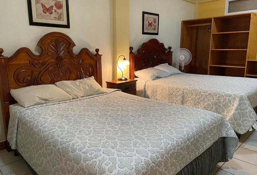 هتل Villas Jabel Tinamit