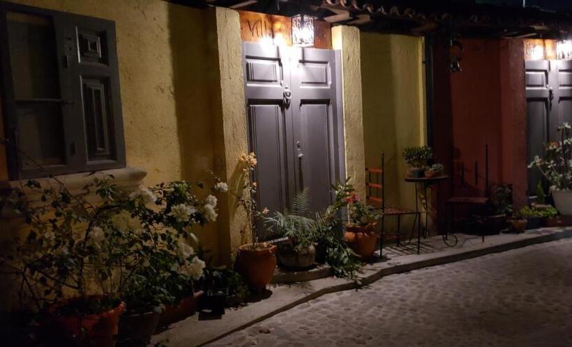 هتل Villas Jabel Tinamit