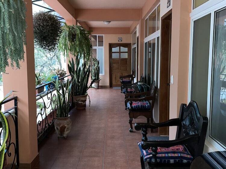 هتل Villas Jabel Tinamit