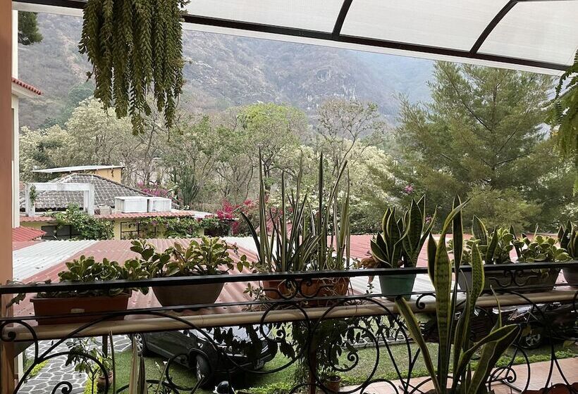 هتل Villas Jabel Tinamit