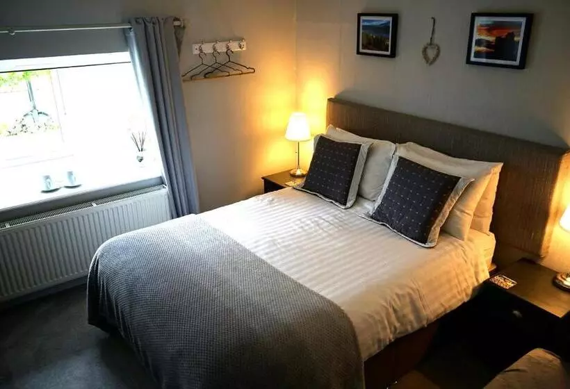 Lundie View B & B