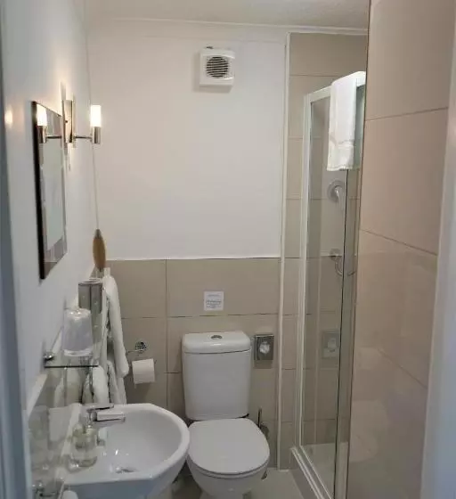 Lundie View B & B