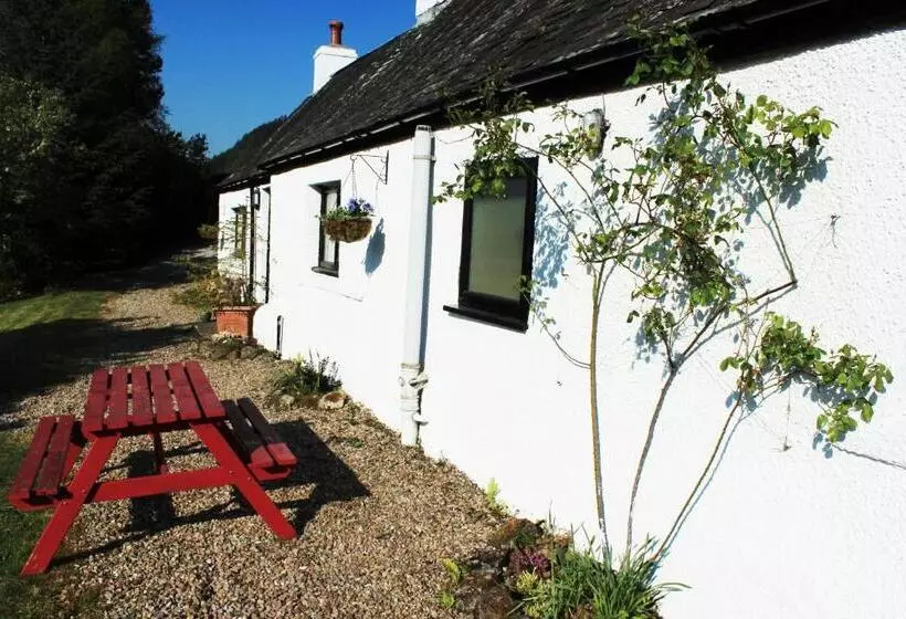 Lundie View B & B