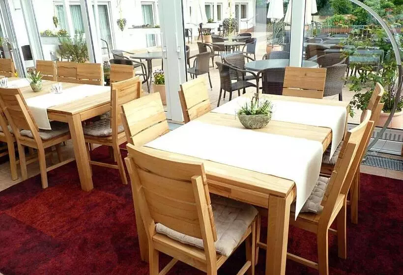 Aamiaismajoitus (B&B) Pension Bergterrasse