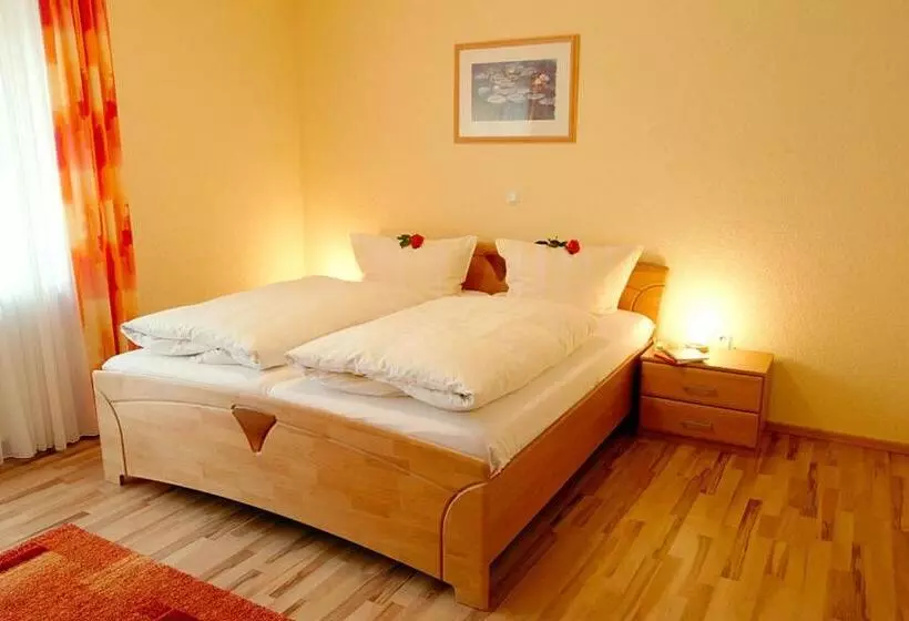 Aamiaismajoitus (B&B) Pension Bergterrasse