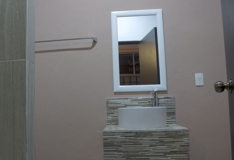 Отель Real Zaci