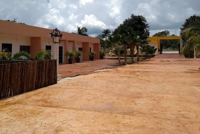 Отель Real Zaci