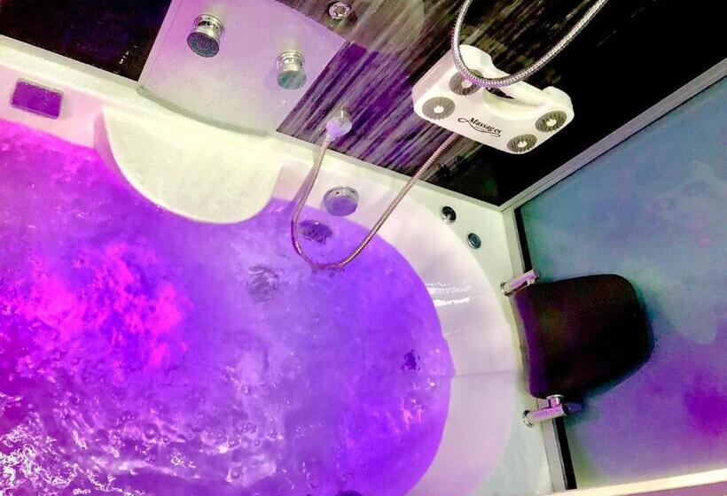 ホテル B&b Wellness Junior Suite Caren