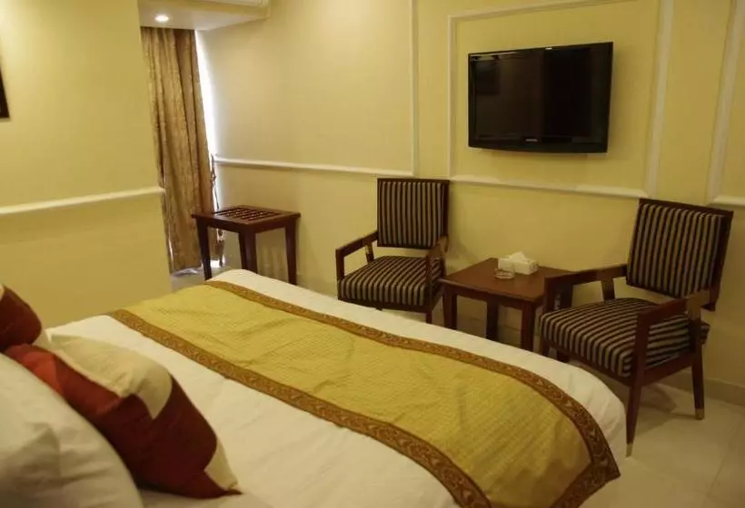 Heaven Hotel Dha Lahore