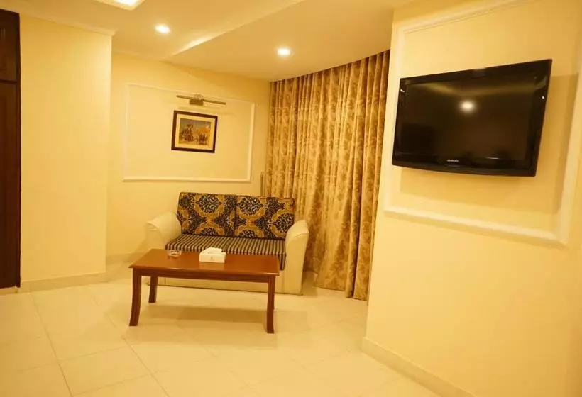 Heaven Hotel Dha Lahore