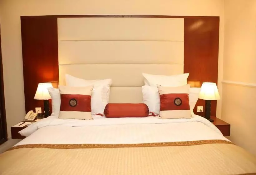 Heaven Hotel Dha Lahore