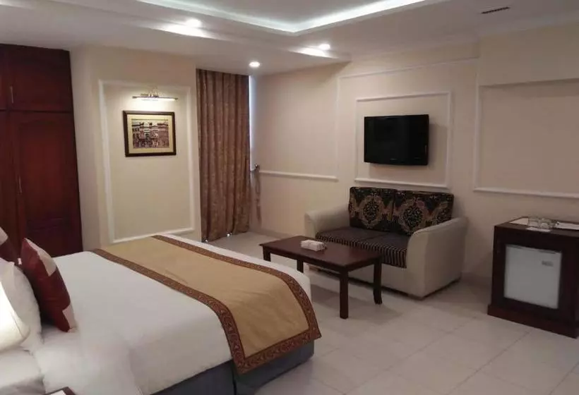 Heaven Hotel Dha Lahore