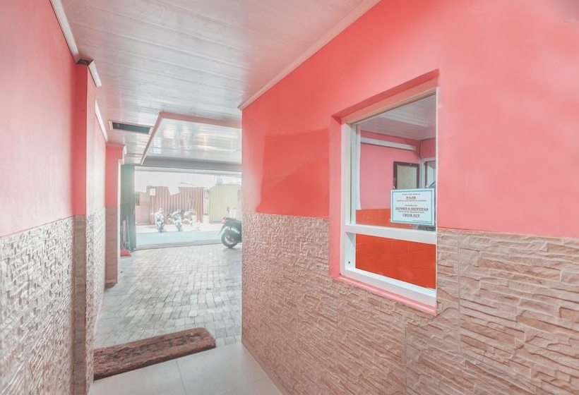 Hotel Oyo 730 Wisma 38