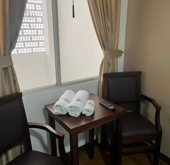 پانسیون Hostal Camil