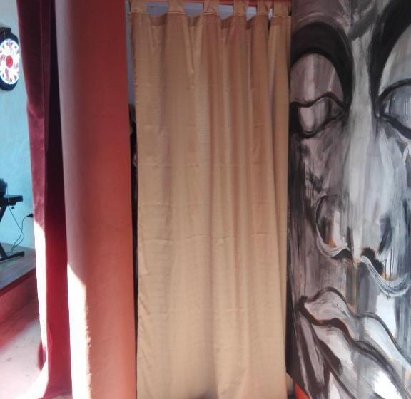 بنسيون Refugio: El Llamado