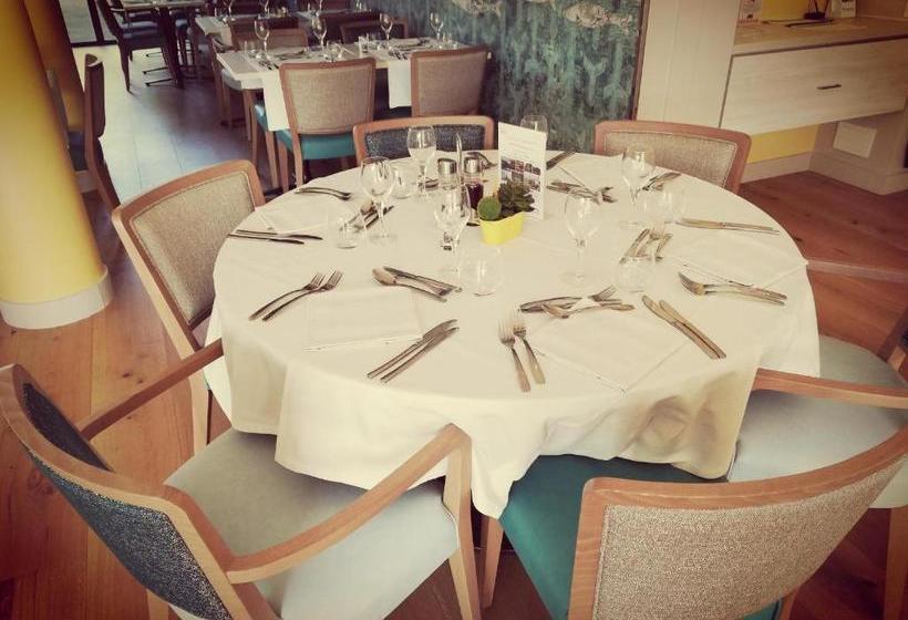 Domitys   Les Mégalithes Roses