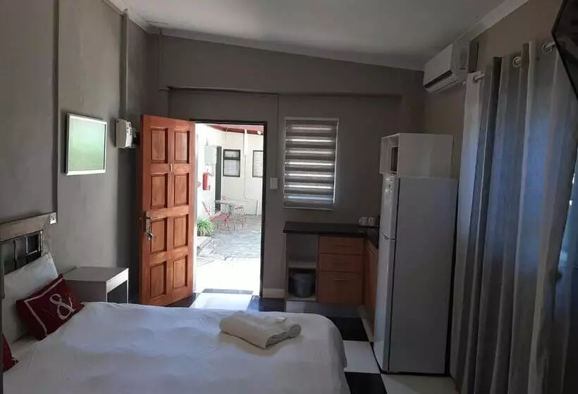 Majatalo Lux Rooms On 37
