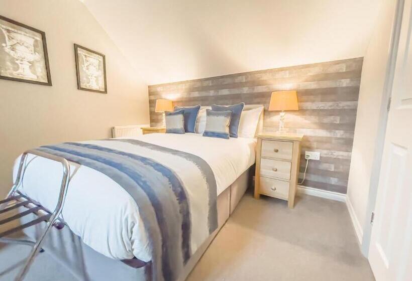 Пансион The County