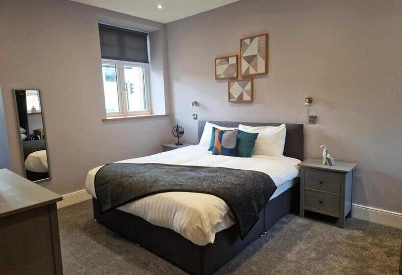 Пансион The County