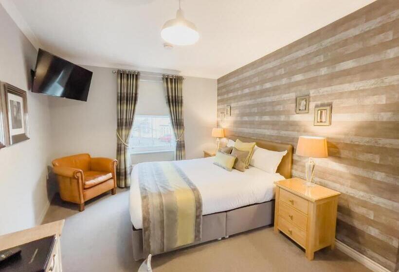 Пансион The County