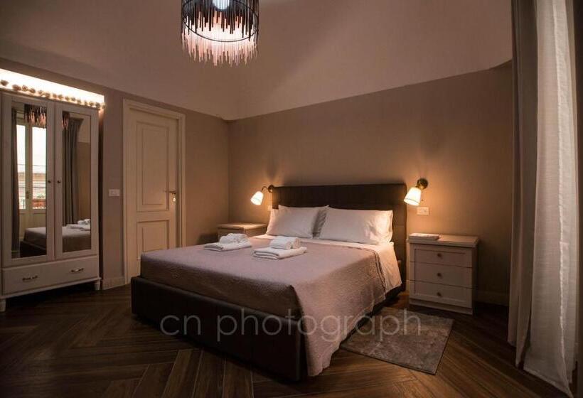 צימר La Dimora Del Falconiere Luxury Suites