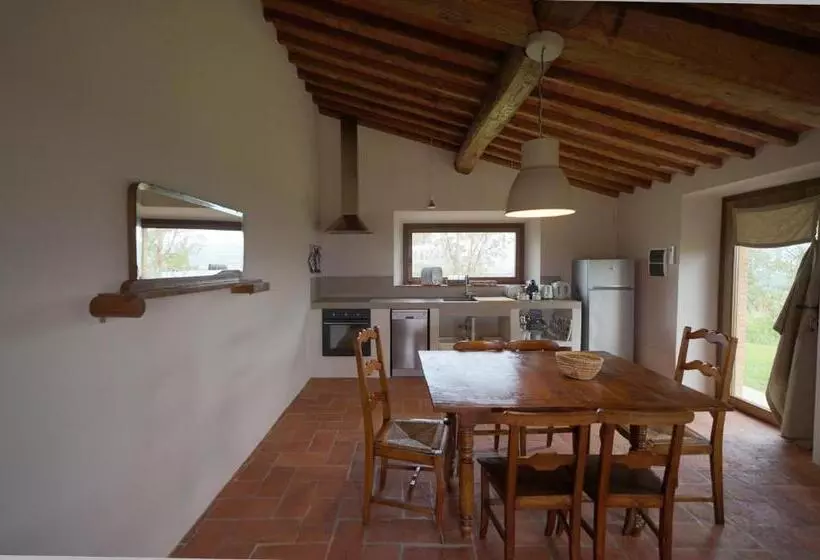 ホテル Marrucheti 82