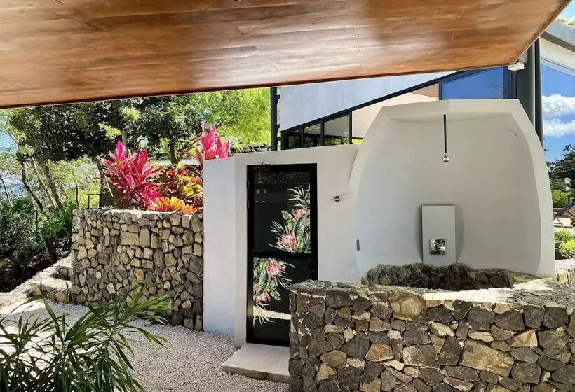 Hotelli Pacific Kalokairi  Adults Only