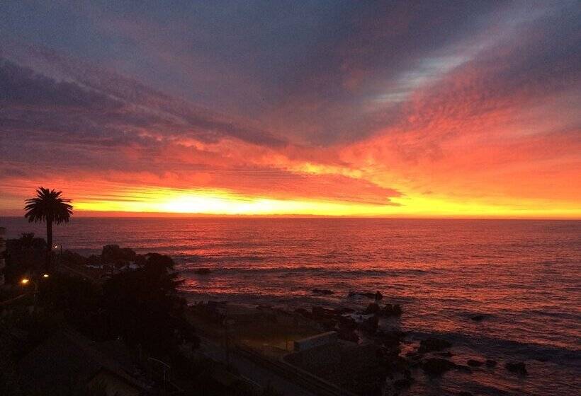 Bed and Breakfast Bahía Luz Hostal