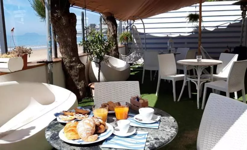 Bed and Breakfast Bungalow Minonthebeach